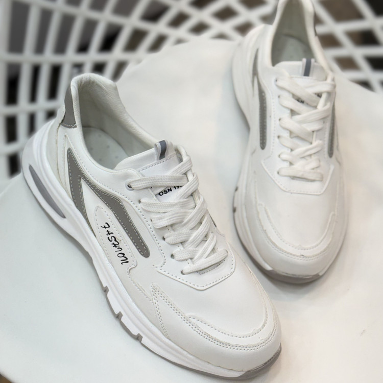 کتونی زنانه مدل کلاسیک چرمی خوش پا